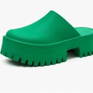 Jeffrey Campbell Vibrant Green Platform Slippers Size 10